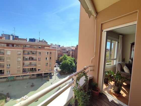Foto 2 de Venta de piso en Sants de 3 habitaciones con terraza y aire acondicionado
