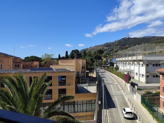 Foto 1 de Alquiler de piso en Sarrià de 5 habitaciones con garaje y balcón