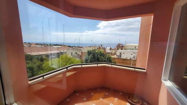 Foto 2 de Venta de piso en Eixample de 3 habitaciones con terraza y aire acondicionado