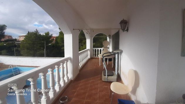 Foto 1 de Casa en venta en Bisbal del Penedès, la de 4 habitaciones con terraza y piscina