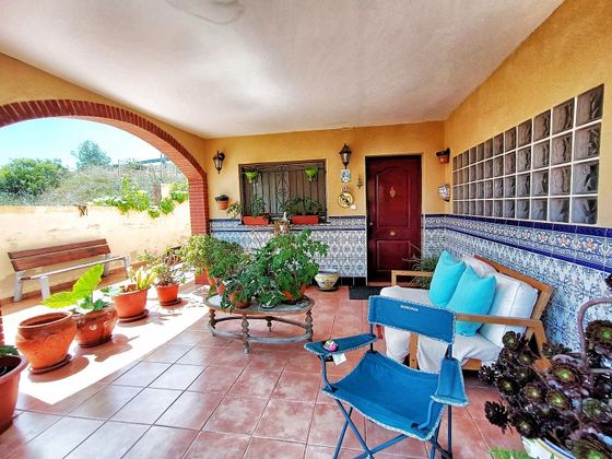 Foto 2 de Casa en venda a Bisbal del Penedès, la de 3 habitacions amb piscina i garatge