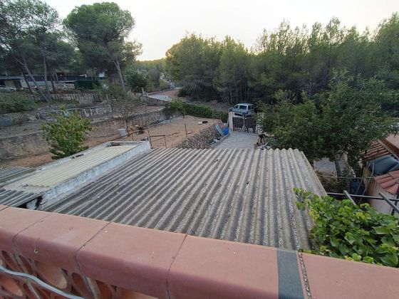Foto 2 de Casa en venta en Bisbal del Penedès, la de 3 habitaciones con piscina y garaje