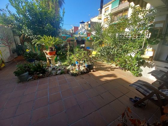 Foto 1 de Xalet en venda a calle Joan Prim de 5 habitacions amb terrassa i piscina