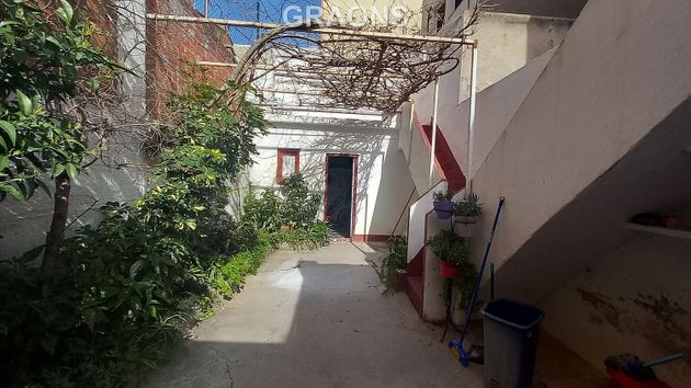 Foto 2 de Xalet en venda a calle Industra de 3 habitacions amb garatge i jardí