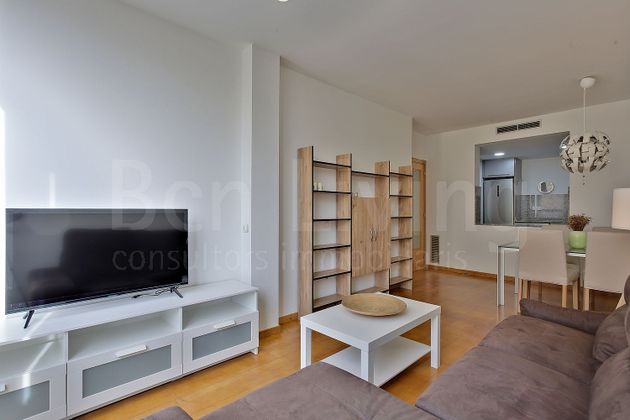 Foto 1 de Piso en alquiler en calle De Balmes de 2 habitaciones con muebles y aire acondicionado