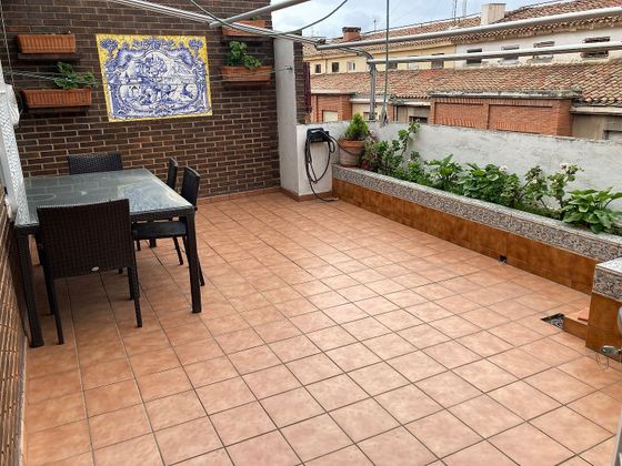 Foto 2 de Àtic en venda a Centro - Logroño de 2 habitacions amb terrassa i garatge