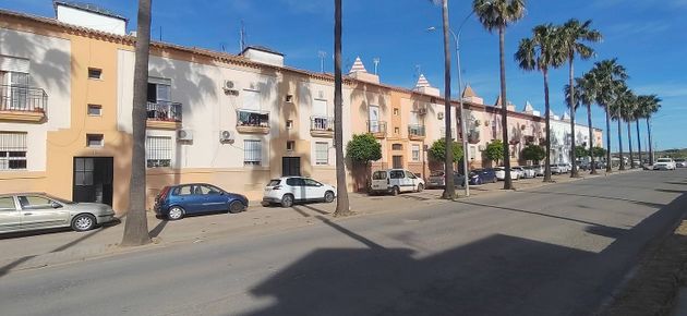 Foto 1 de Venta de ático en calle Venida de la Virgen de 3 habitaciones con balcón y aire acondicionado