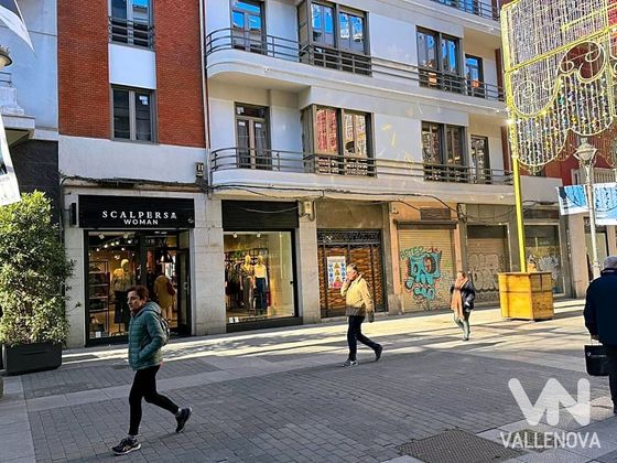 Foto 1 de Local en alquiler en Centro - Valladolid de 470 m²