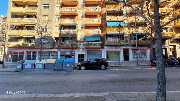 Foto 1 de Local en venda a avenida De Puig i Cadafalch amb aire acondicionat