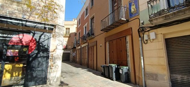 Foto 2 de Local en alquiler en Centre - Mataró con terraza