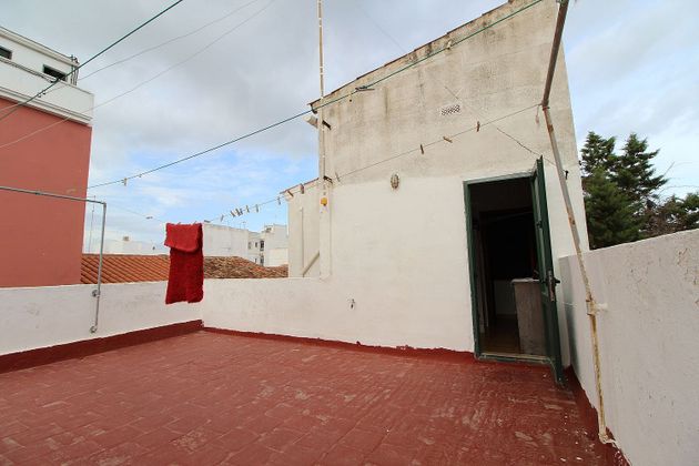 Foto 2 de Venta de casa adosada en calle Santa Eulalia de 5 habitaciones con terraza y garaje