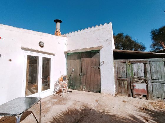 Foto 2 de Casa rural en venda a Sant Lluís de 3 habitacions amb terrassa i jardí
