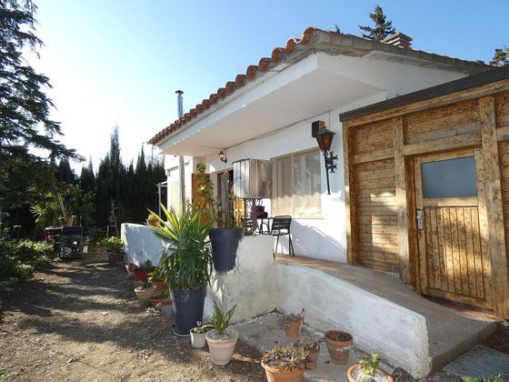Foto 1 de Xalet en venda a Garriguella de 2 habitacions amb terrassa i garatge
