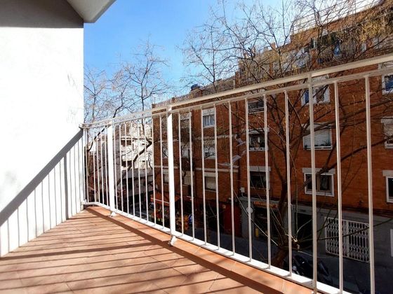 Foto 1 de Venta de piso en paseo De la Mare de Déu del Coll de 3 habitaciones con balcón