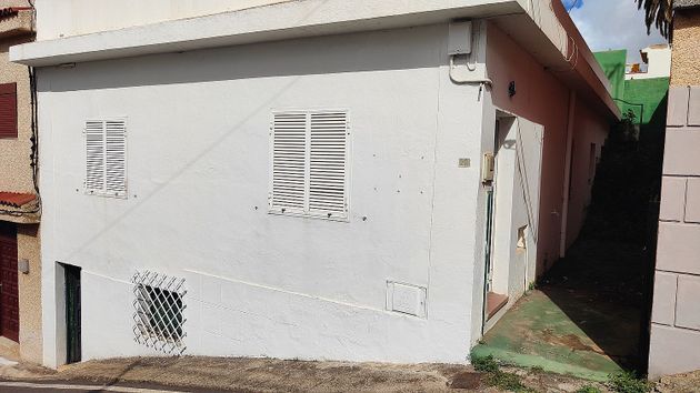 Foto 2 de Casa en venda a Tacoronte - Los Naranjeros de 4 habitacions i 145 m²