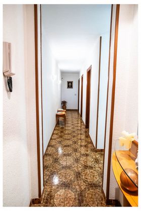 Foto 1 de Pis en venda a La Florida de 3 habitacions amb calefacció i ascensor