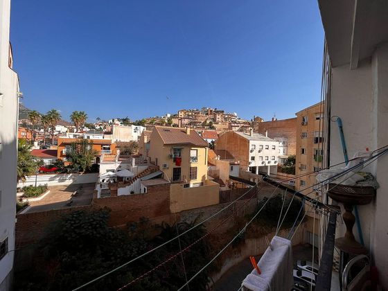 Foto 2 de Venta de piso en El Candado - El Palo de 3 habitaciones con terraza y ascensor