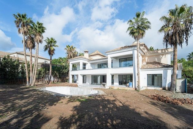 Foto 1 de Casa en venda a Sierra Blanca de 6 habitacions amb terrassa i piscina