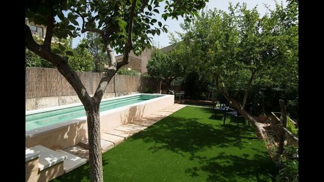 Foto 2 de Venta de casa adosada en Mancor de la Vall de 6 habitaciones con terraza y piscina