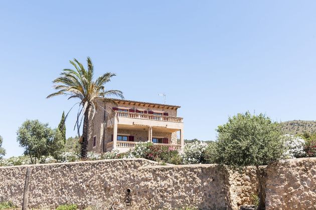 Foto 1 de Venta de casa en Sant Llorenç des Cardassar de 4 habitaciones con terraza y piscina
