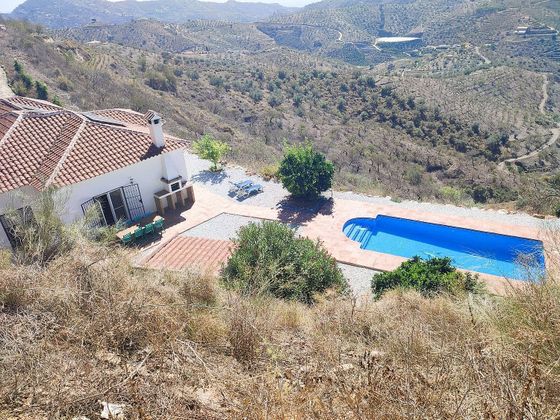 Foto 1 de Casa en venda a Arenas de 4 habitacions amb terrassa i piscina