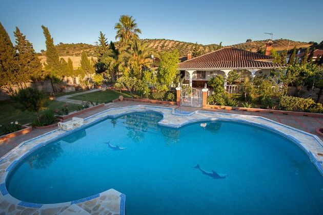 Foto 1 de Casa en venda a Olvera de 4 habitacions amb piscina i garatge