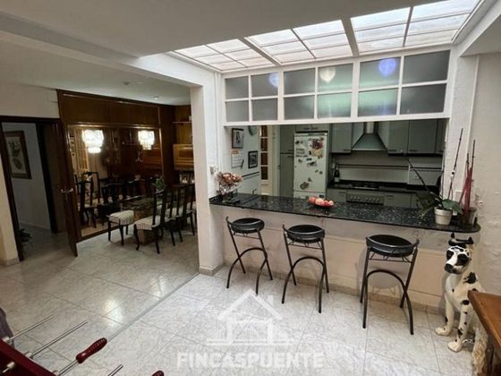 Foto 2 de Casa en venda a La Sagrada Família de 3 habitacions amb terrassa i aire acondicionat