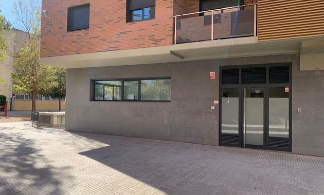 Foto 1 de Alquiler de local en Centre - Prat de Llobregat, El con aire acondicionado