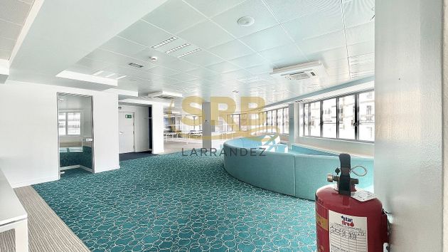 Foto 1 de Oficina en alquiler en La Dreta de l'Eixample de 1306 m²