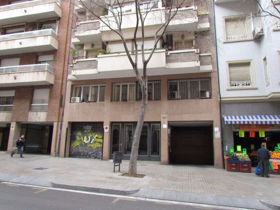 Foto 2 de Garaje en alquiler en calle Del Comte Borrell de 3 m²