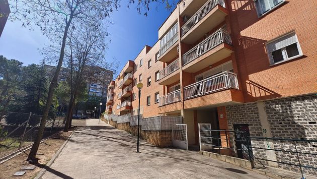 Foto 1 de Venta de piso en avenida De Beleña de 3 habitaciones con terraza y garaje