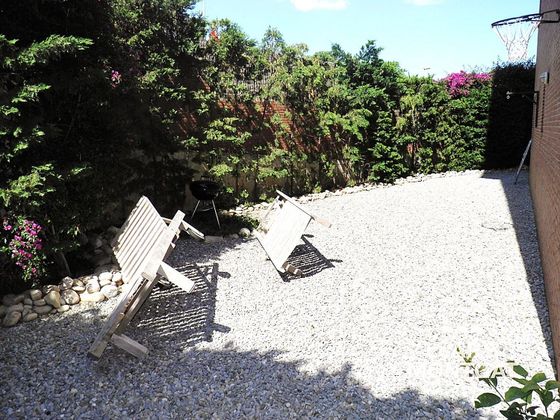 Foto 2 de Pis en venda a Montgat de 2 habitacions amb terrassa i jardí