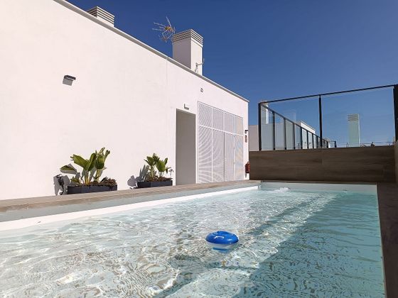 Foto 1 de Piso en venta en calle Troya de 2 habitaciones con piscina y aire acondicionado