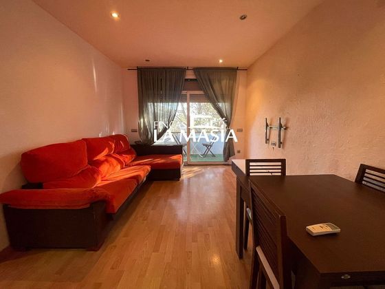 Foto 2 de Venta de piso en Mas Milà de 3 habitaciones con terraza y jardín