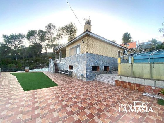 Foto 2 de Venta de chalet en Mas Milà de 4 habitaciones con terraza y garaje