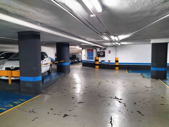 Foto 1 de Venta de garaje en calle De L'hospital de 12 m²