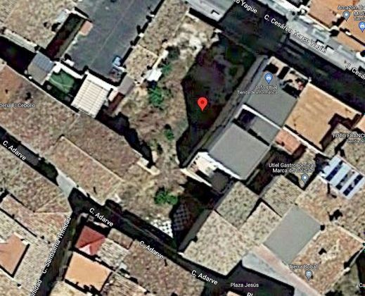 Foto 2 de Venta de terreno en calle Cesáreo Marco Yagüe de 442 m²