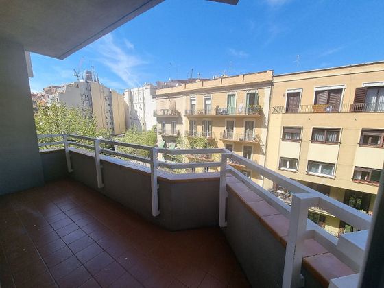 Foto 2 de Pis en lloguer a calle De València de 4 habitacions amb balcó i ascensor