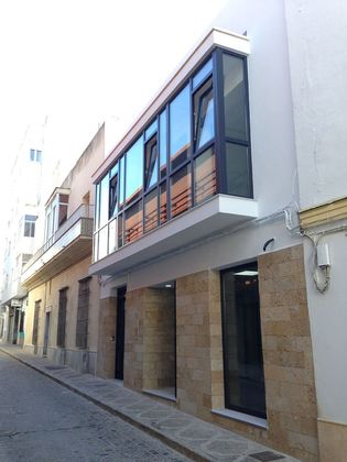 Foto 1 de Edifici en lloguer a Núcleo Urbano amb ascensor