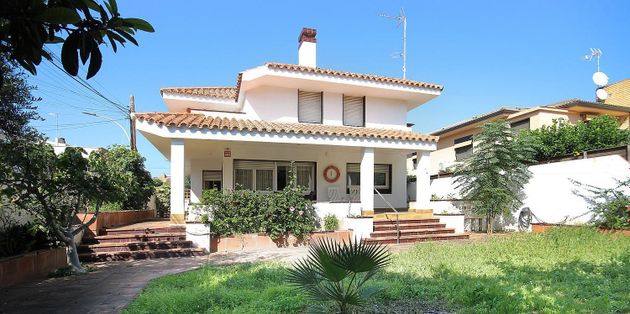 Foto 1 de Chalet en venta en Vilassar de Mar de 4 habitaciones con terraza y garaje