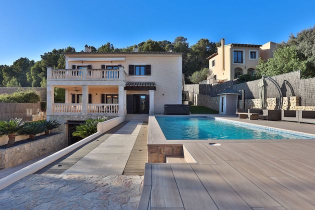 Foto 2 de Casa adossada en venda a Calvià de 4 habitacions amb terrassa i piscina
