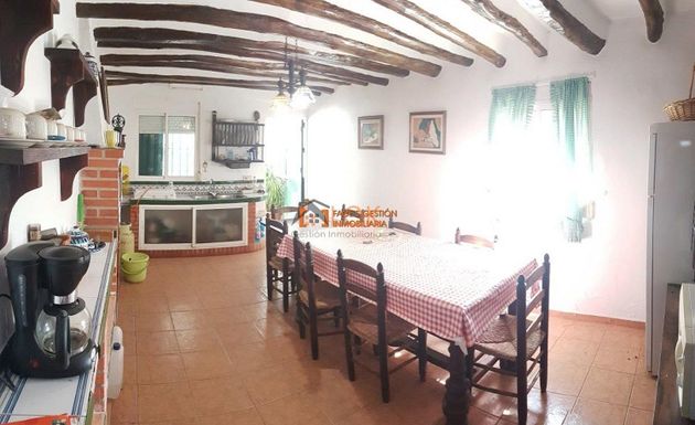 Foto 2 de Casa en venda a calle Cortijos Las Montoras de 8 habitacions amb piscina i jardí