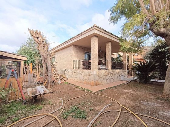 Foto 2 de Xalet en venda a El Paraiso-Los Almendros de 4 habitacions amb terrassa i piscina