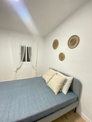 Foto 2 de Dúplex en venda a calle Del Cadí de 3 habitacions amb aire acondicionat