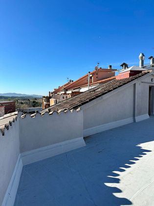 Foto 2 de Venta de piso en avenida De Josep Fontcuberta de 2 habitaciones con terraza y aire acondicionado