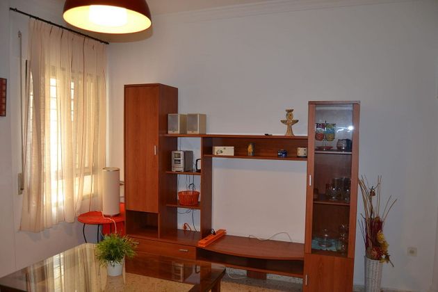 Foto 2 de Pis en venda a El Juncal - Vallealto de 3 habitacions amb garatge i aire acondicionat