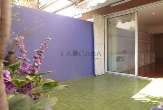 Foto 1 de Piso en venta en El Baix Guinardó de 3 habitaciones con terraza y aire acondicionado