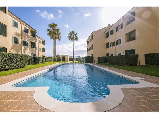 Foto 1 de Pis en venda a Castell (Es) de 2 habitacions amb terrassa i piscina