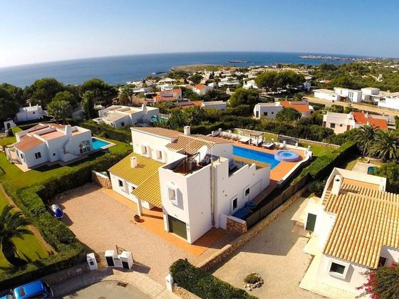 Foto 2 de Casa en venda a Sant Lluís de 7 habitacions amb terrassa i piscina