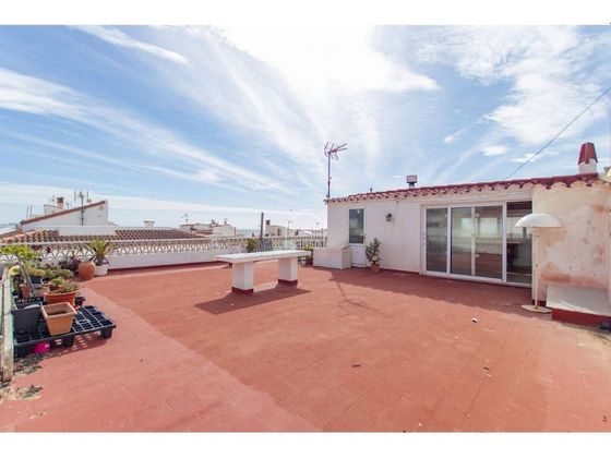 Foto 2 de Venta de piso en Sant Lluís de 4 habitaciones con aire acondicionado